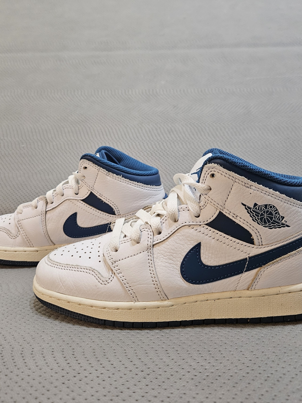 Jordan Air Jordan 1 Mid US 4Y White & Blue